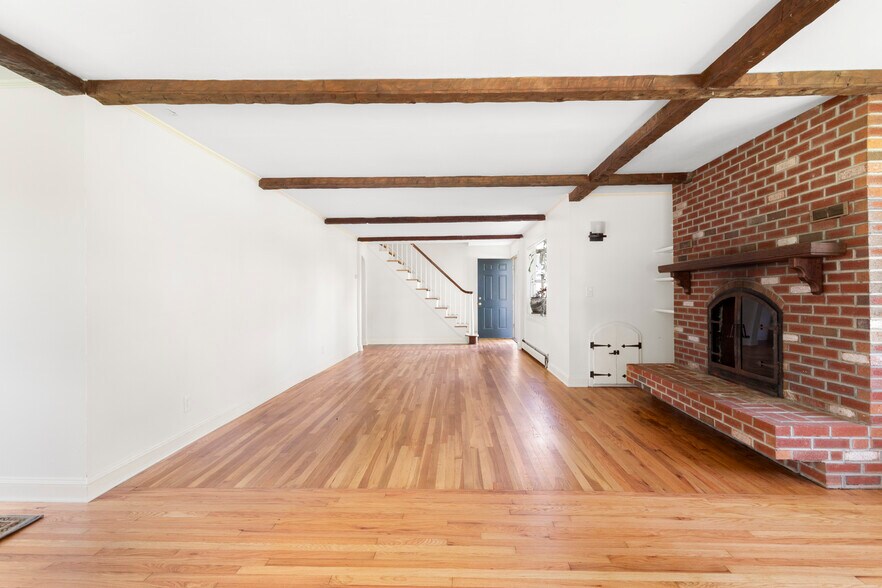 More Photos Of 3093 US Highway 9, Valatie Apartments For Sale