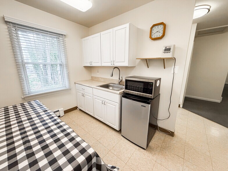 More Photos Of 108 Kings Hwy S, Cherry Hill Office For Lease