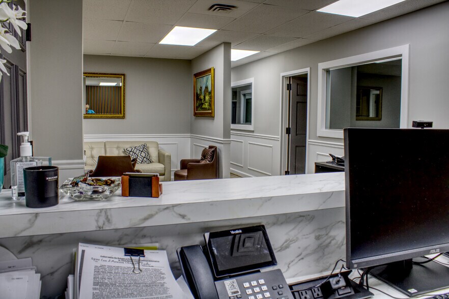 More Photos Of 10521 Judicial Dr, Fairfax Medical For Sale