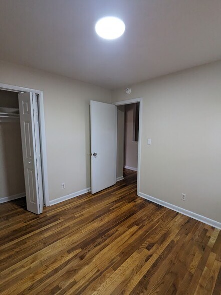 More Photos Of 1507 Tucker St, Greensboro Apartments For Sale
