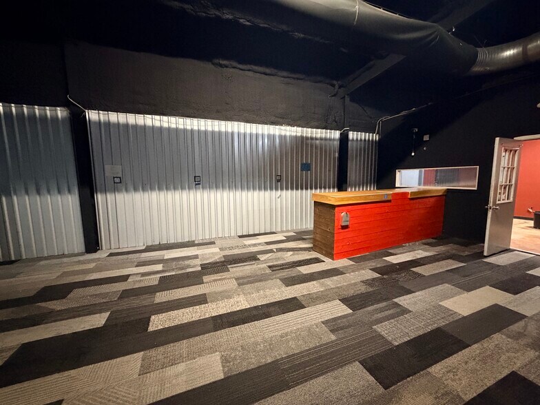 More Photos Of 4411 N Private Road 1775, Lubbock Industrial For Lease