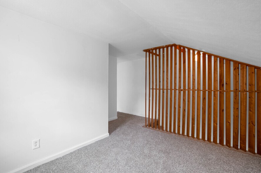 More Photos Of 8929 E Gulf To Lake Hwy, Inverness Auto Repair For Sale