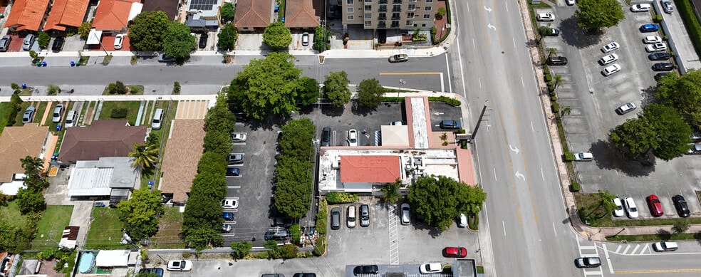 More Photos Of 2475 S Douglas Rd, Miami Restaurant For Sale