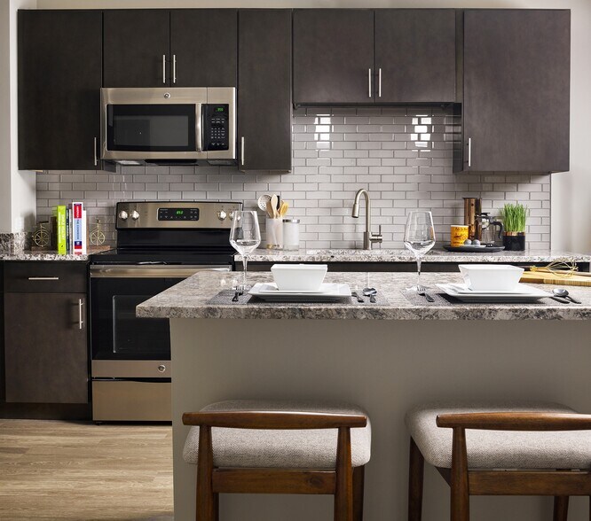 More Photos Of 1776 Curtis St, Denver Apartments For Lease