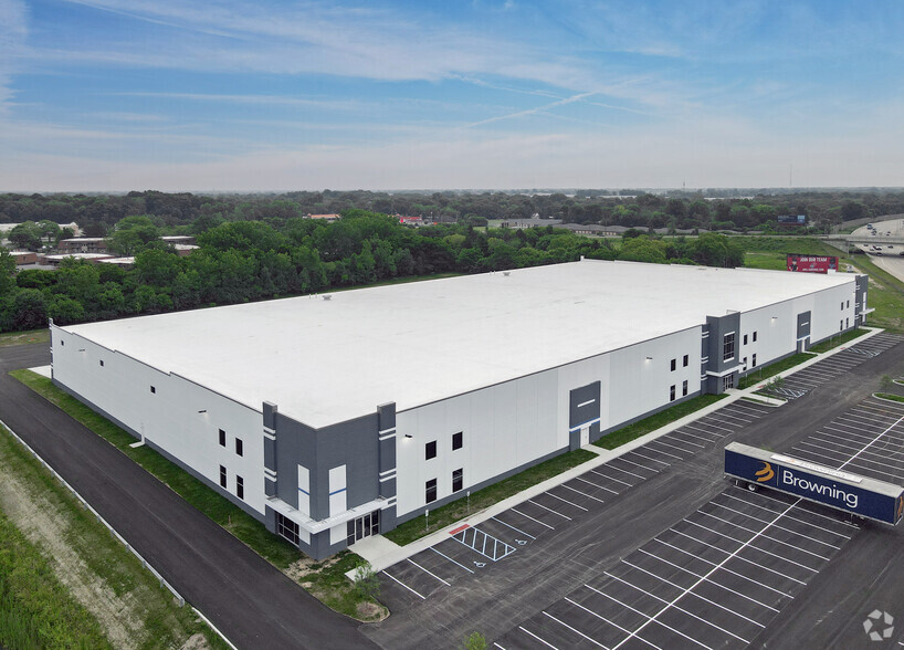 Primary Photo Of 7745 E 42nd St, Indianapolis Warehouse For Lease