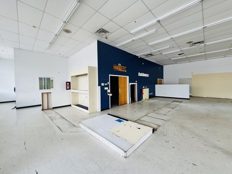 More Photos Of 1014-1080 Gray Hwy, Macon-Bibb Unknown For Lease
