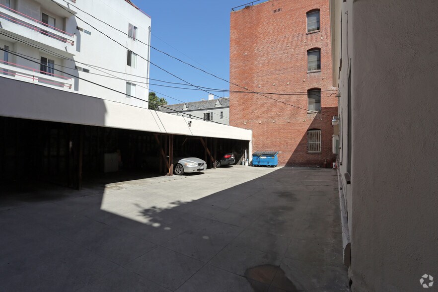 More Photos Of 613 S Dunsmuir Ave, Los Angeles Apartments For Sale