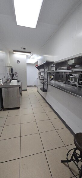 More Photos Of 1401 Texas 16, Graham Restaurant For Sale
