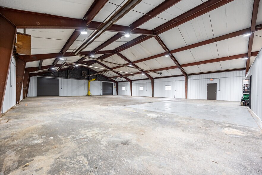 More Photos Of 1091 Stimmel Rd, Columbus Manufacturing For Lease