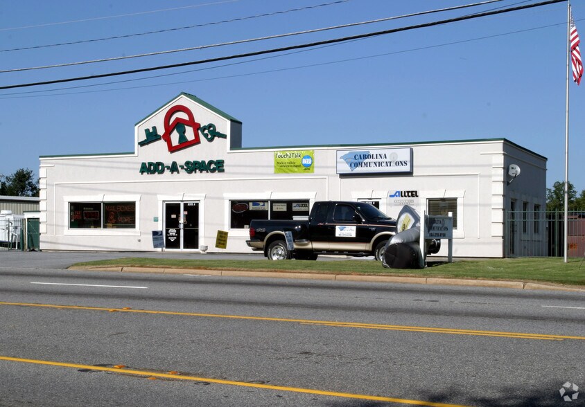 More Photos Of 1480 Boiling Springs Rd, Spartanburg Self Storage For Lease