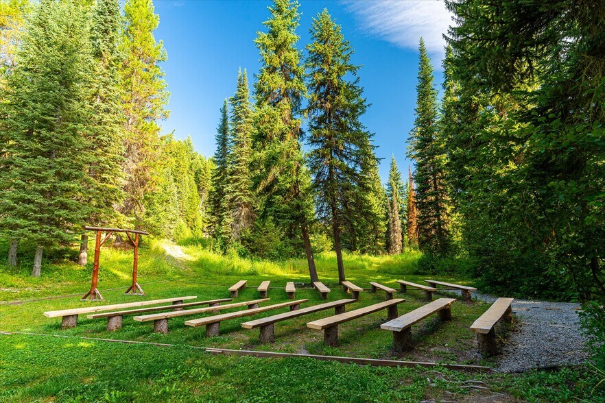 More Photos Of 7000 Graves Creek Rd, Lolo Bar For Sale