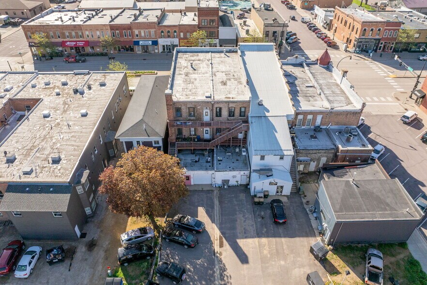 More Photos Of 216-218 S Minnesota Ave, Saint Peter Apartments For Sale