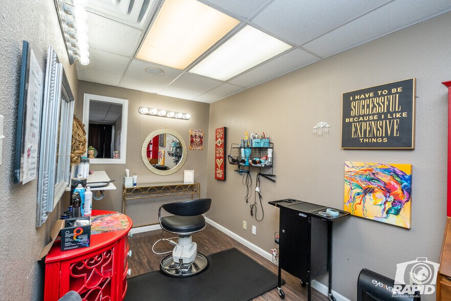 More Photos Of 72 Hassell St, San Angelo Specialty For Sale