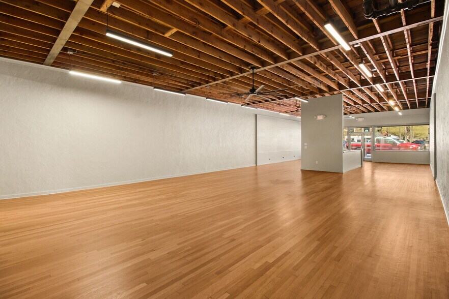 More Photos Of 713 W King St, Boone Storefront For Sale