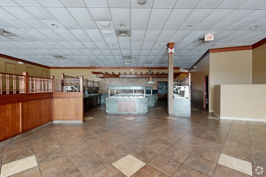 Primary Photo Of 521 Fletcher Dr, Warrenton Unknown For Lease