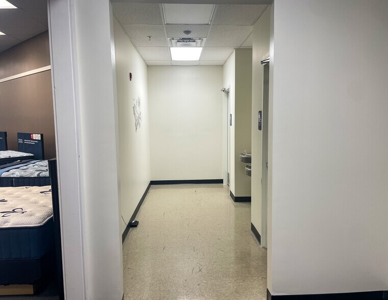 More Photos Of 3070 US Highway 1 S, Saint Augustine Storefront For Sale