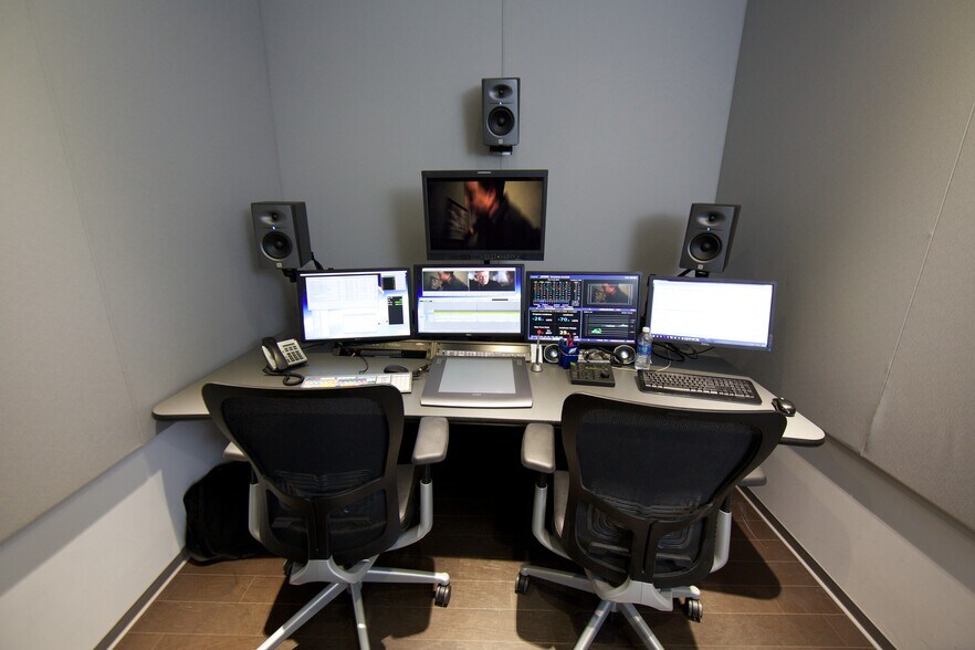 More Photos Of 610 N Hollywood Way, Burbank Loft Creative Space For Sale