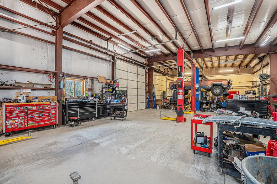 More Photos Of 182 Tolland rd, Rollinsville Self Storage For Sale