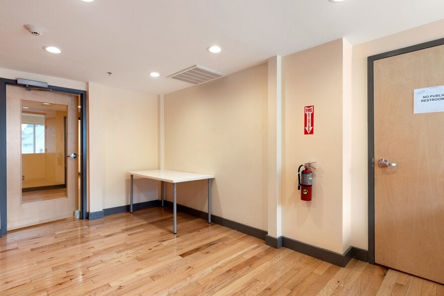 More Photos Of 18 Shepard St, Brighton Coworking Space