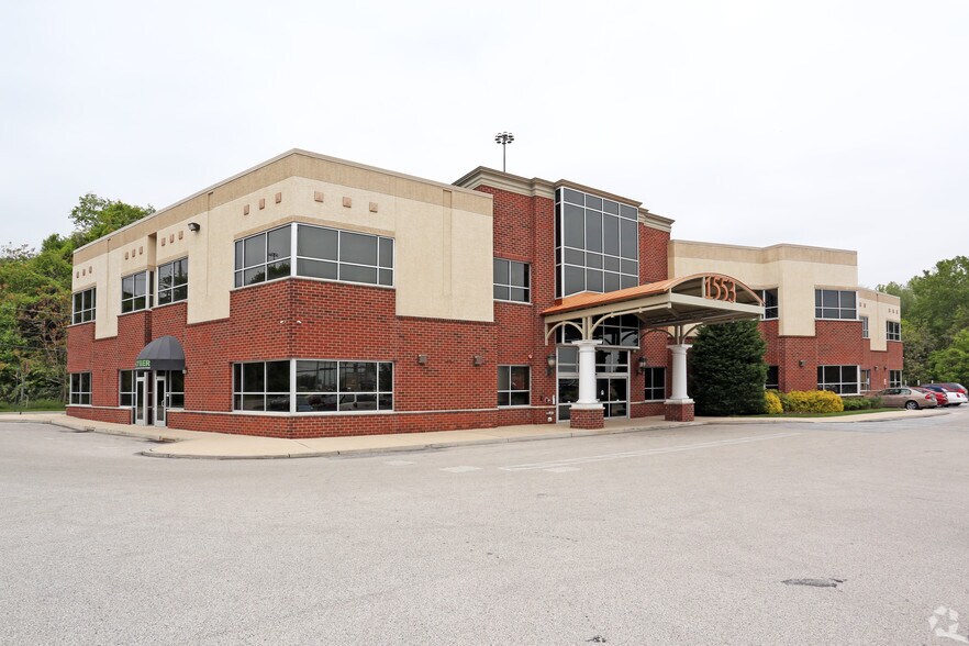 More Photos Of 1553 Chester Pike, Crum Lynne Medical For Sale