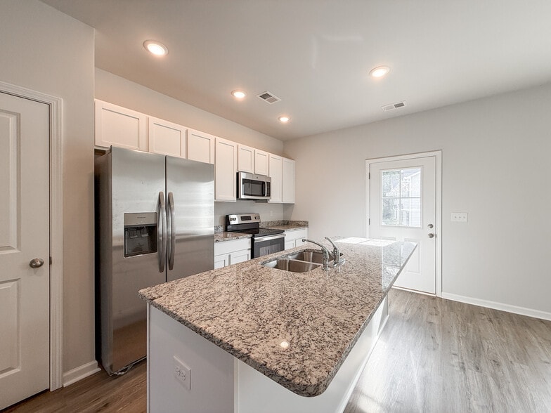 More Photos Of , Pendleton Multifamily For Sale