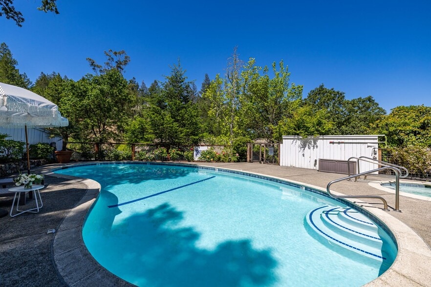 More Photos Of 1805 Foothill Blvd, Calistoga Hospitality For Sale