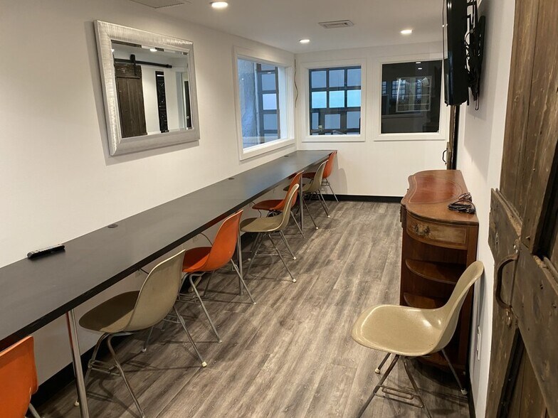 More Photos Of 15 School St, Yonkers Warehouse For Sale