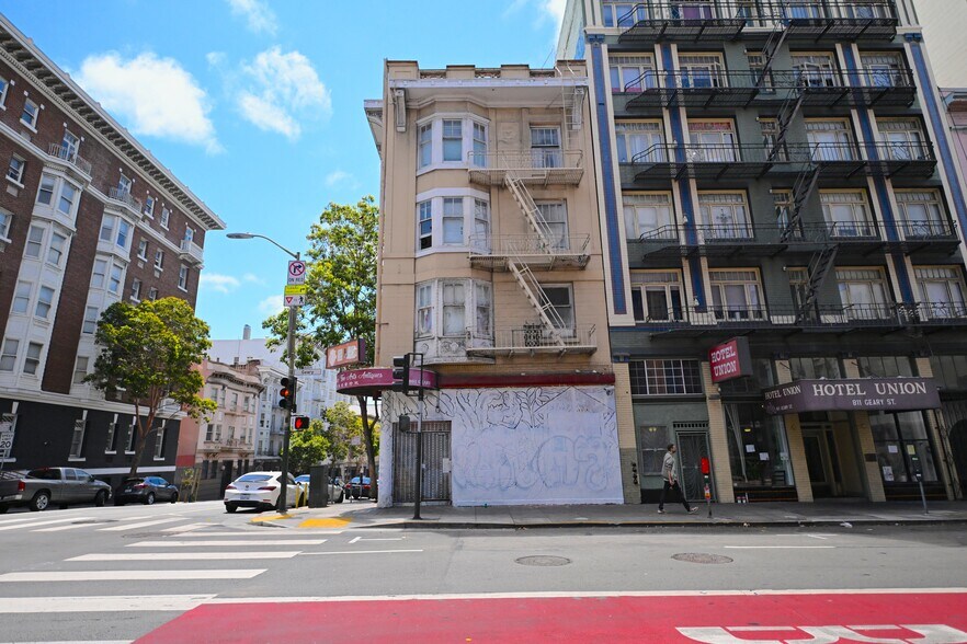 More Photos Of 545-555 Hyde St, San Francisco Apartments For Sale