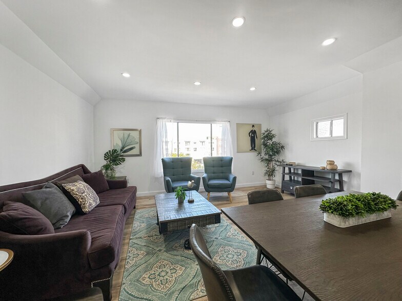 More Photos Of 5107 Crenshaw Blvd, Los Angeles Apartments For Sale