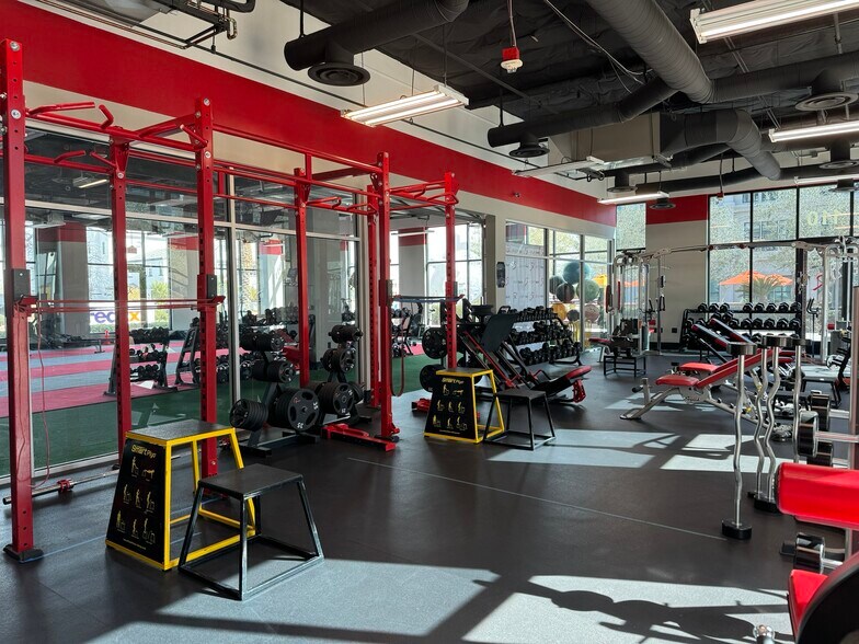 More Photos Of 9205 W Russell Rd, Las Vegas Office For Lease