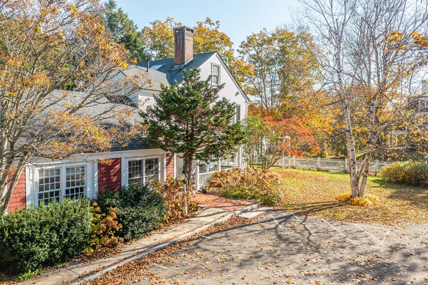 More Photos Of 73 Elm St, Camden Office For Sale