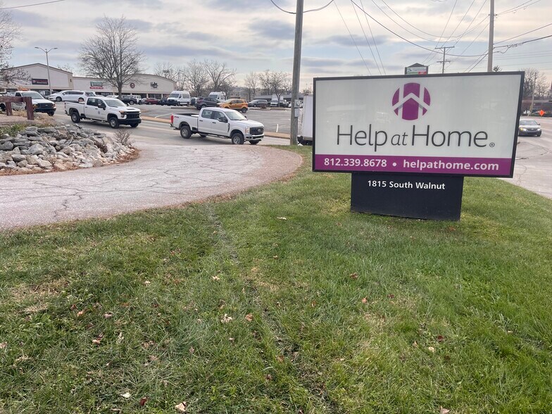 More Photos Of 1815 S Walnut St, Bloomington Loft Creative Space For Lease