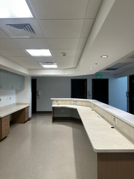 More Photos Of 3481 N University Dr, Coral Springs General Retail For Sale