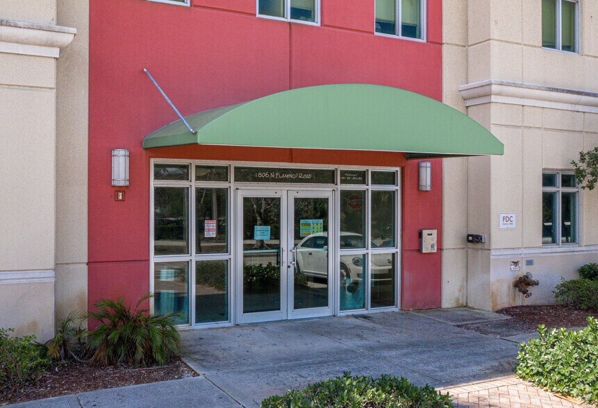 More Photos Of 1806 N Flamingo Rd, Pembroke Pines Medical For Lease