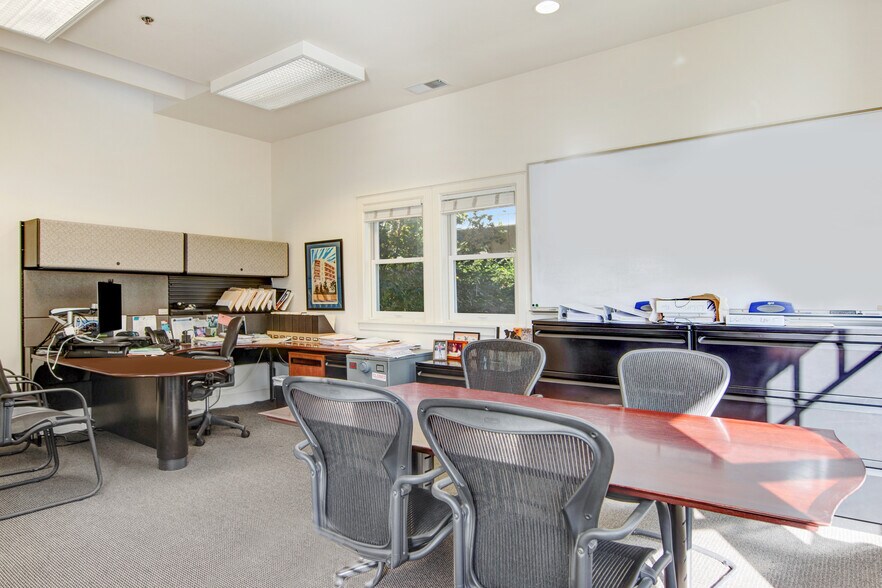 More Photos Of 561-589 1st St W, Sonoma Loft Creative Space For Lease