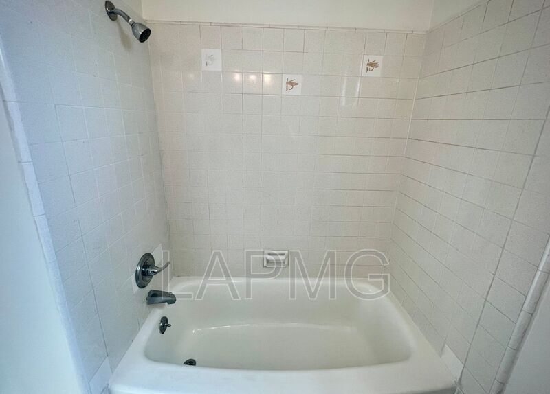 More Photos Of 8130 Norton Ave, West Hollywood Apartments For Sale