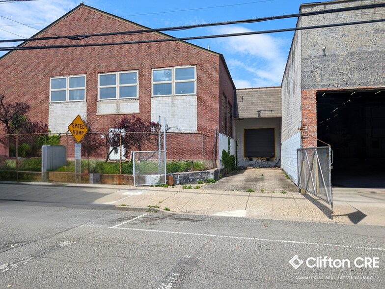 More Photos Of 87 Linnet St, Bayonne Industrial For Sale