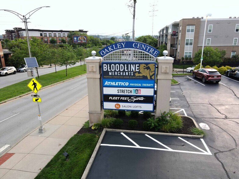 More Photos Of 3235 Madison Rd, Cincinnati Unknown For Lease