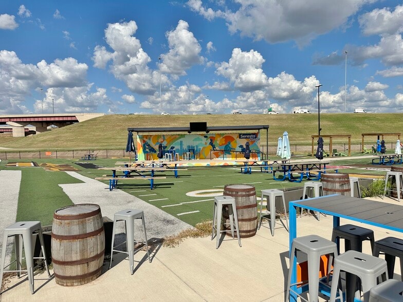 More Photos Of 504 S Laird Ave, Oklahoma City Restaurant For Lease