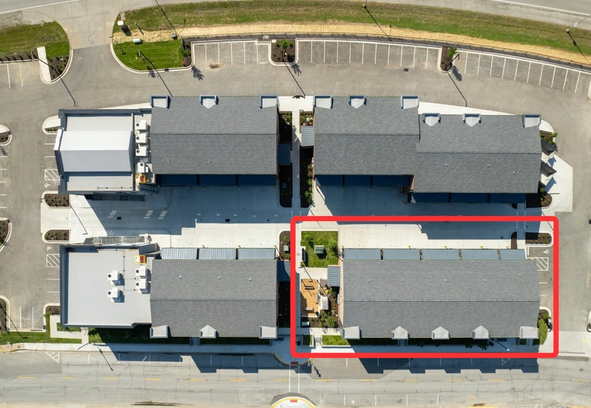 More Photos Of 2914-2924 Buchanan St, Kansas City Unknown For Lease