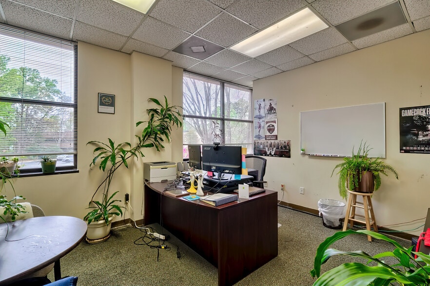 More Photos Of 13 Harbison Way, Columbia Medical For Sale