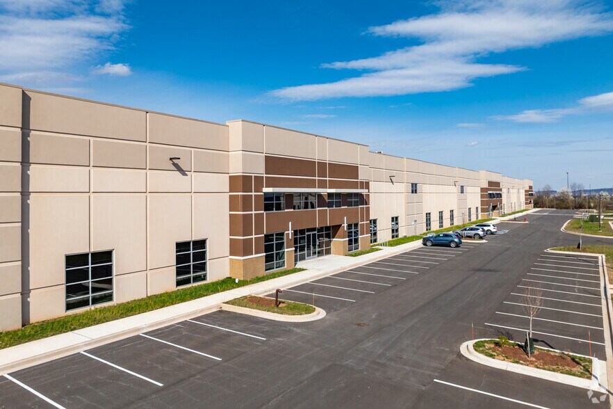 More Photos Of Fair Oaks Dr, Frederick Unknown For Lease