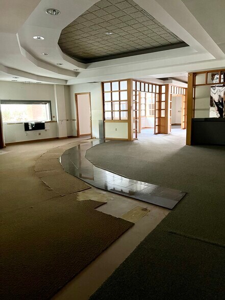 More Photos Of 8 S Main St, Terryville Unknown For Lease