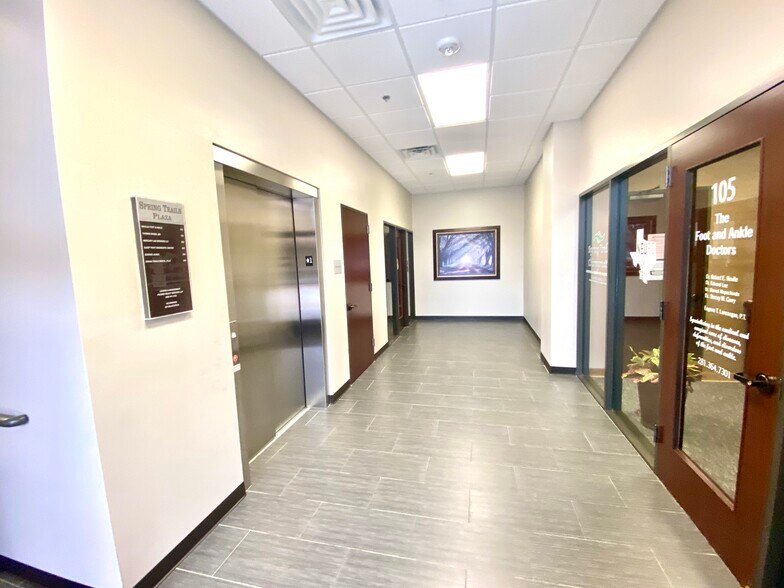 More Photos Of 28533 Spring Trails Rdg, Spring Medical For Lease