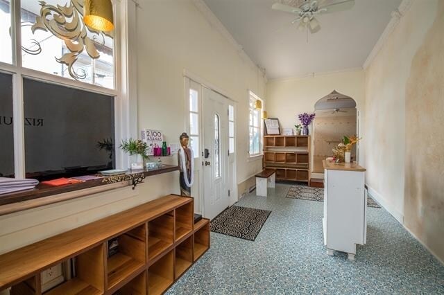 More Photos Of 145 N Market St, Wailuku Storefront Retail Residential For Sale