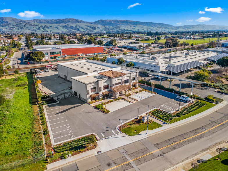 Primary Photo Of 16205 Vineyard Blvd, Morgan Hill Office For Lease