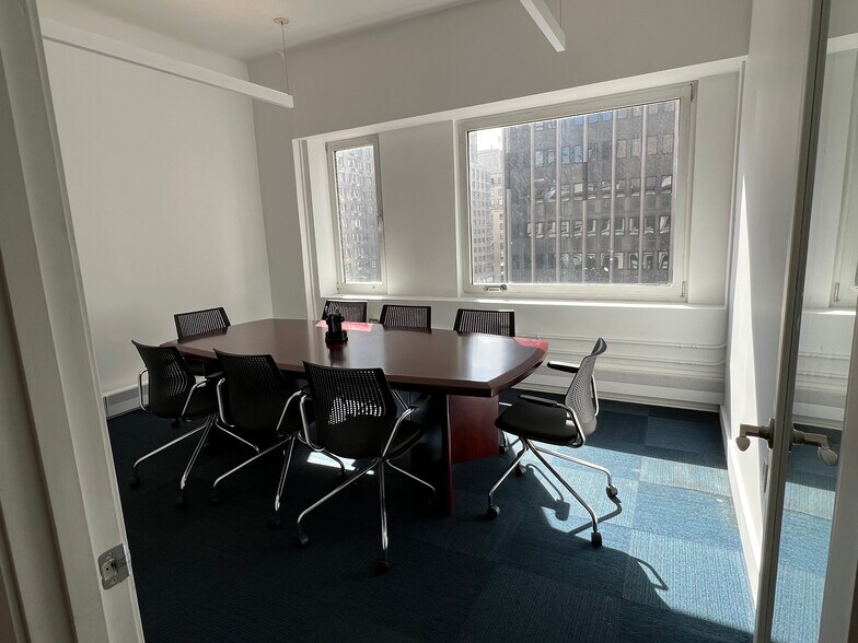 More Photos Of 321 Broadway, New York Land For Lease