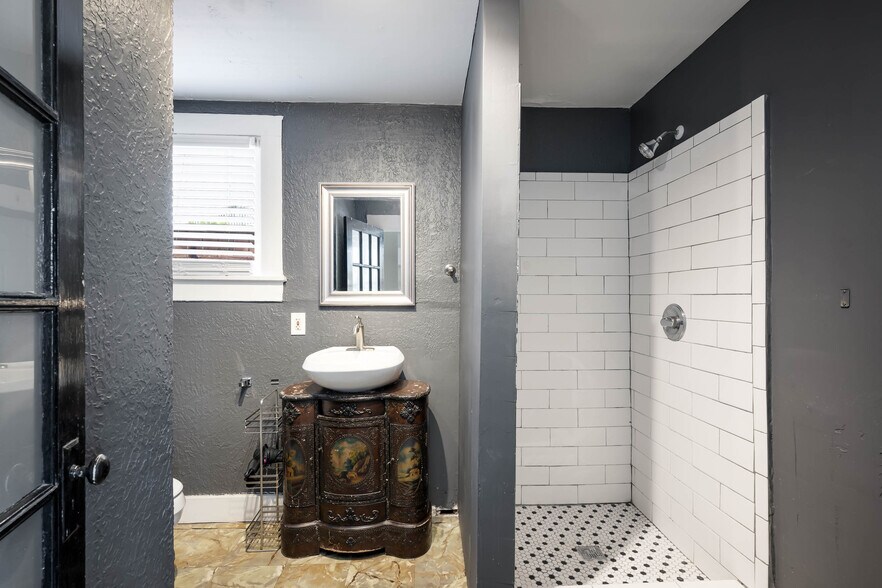 More Photos Of , San Antonio Specialty For Sale