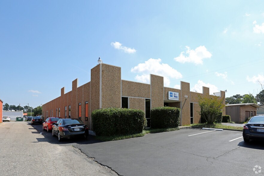 More Photos Of 4358 Midmost Dr, Mobile Loft Creative Space For Lease