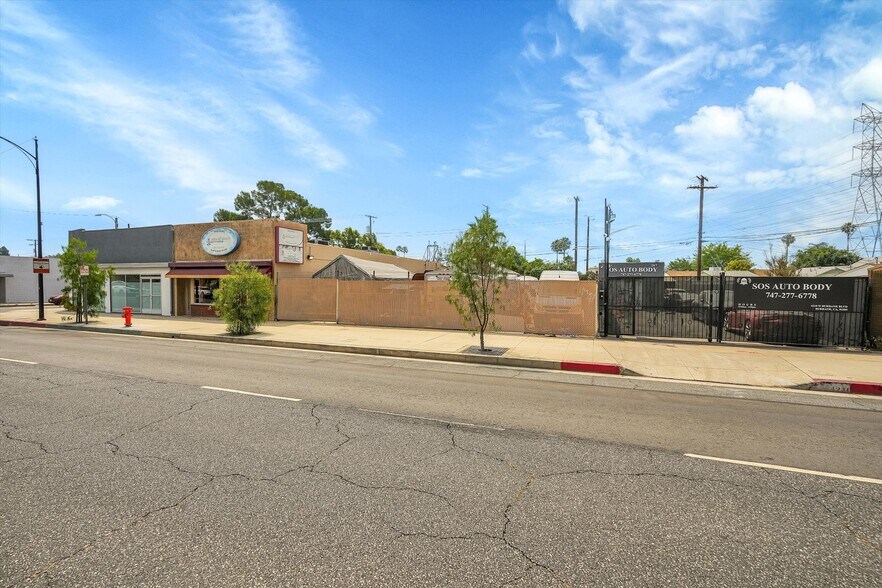 More Photos Of 4204 W Burbank Blvd, Burbank General Retail For Sale
